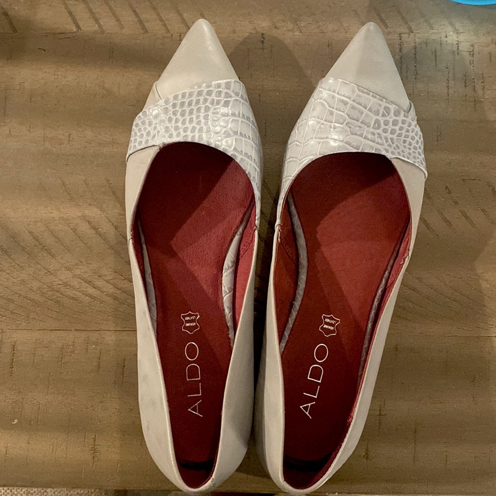 New Grey Sleek Aldo flats
